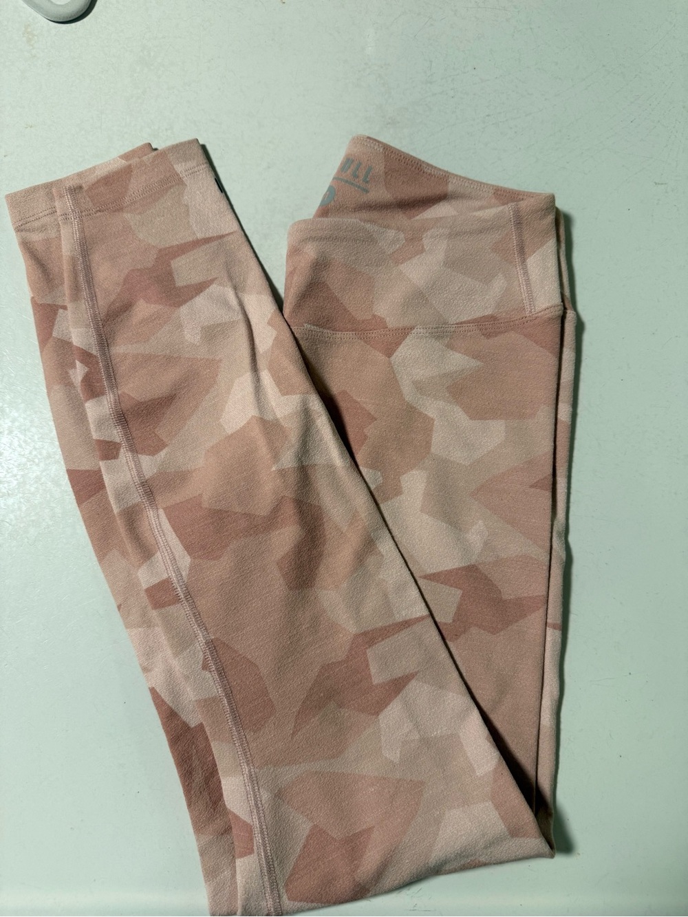 NOBULL Pink Camo Leggings size M